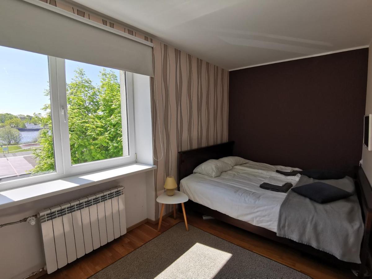 Kesklinna Silla Apartment - Free Parking Pärnu Exterior foto